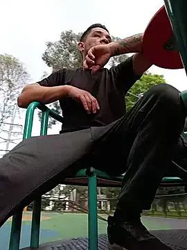 Andreshot911 from StripChat is Freechat