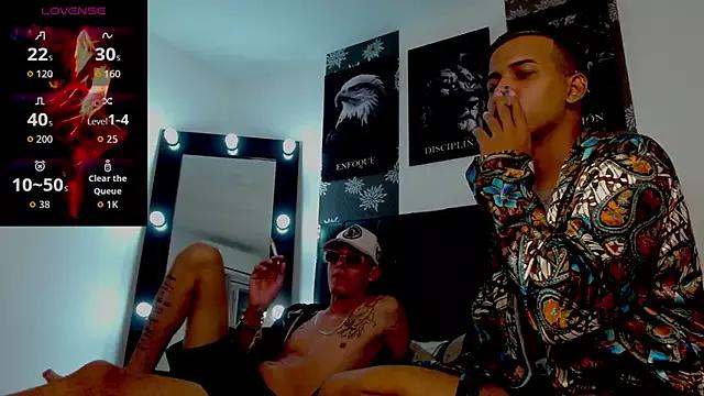 AndrewandJonas from StripChat is Freechat