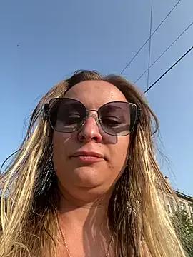 Angel_xxx_Devil from StripChat is Freechat