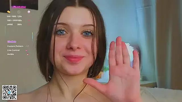 Discover our girls online shows and discover the company of countless livestreamers, with stunning shapes, sex toys and more.