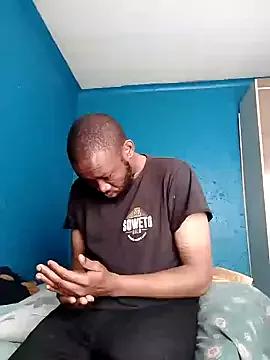 Angeloreal webcams show profile image 
