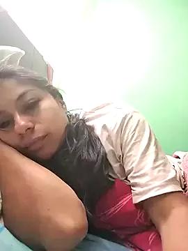 AnggelicaSwan21 from StripChat