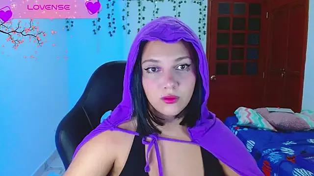 Angiegirlie from StripChat is Freechat