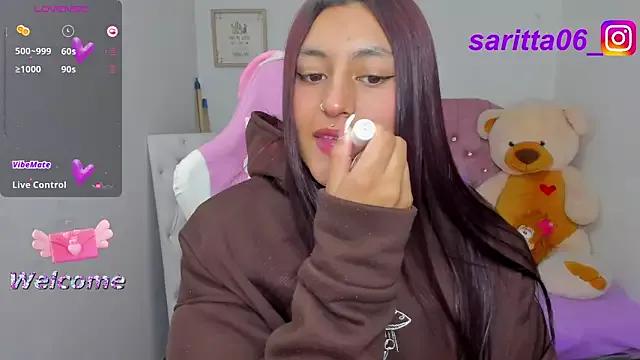 Discover our girls online shows and discover the company of countless livestreamers, with stunning shapes, sex toys and more.
