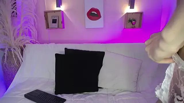 Aniie_Doll from StripChat