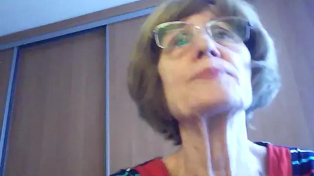 Anna72233 from StripChat is Freechat