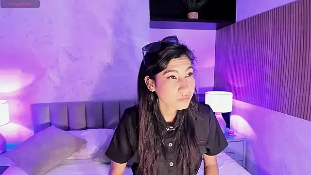 anna_lew from StripChat