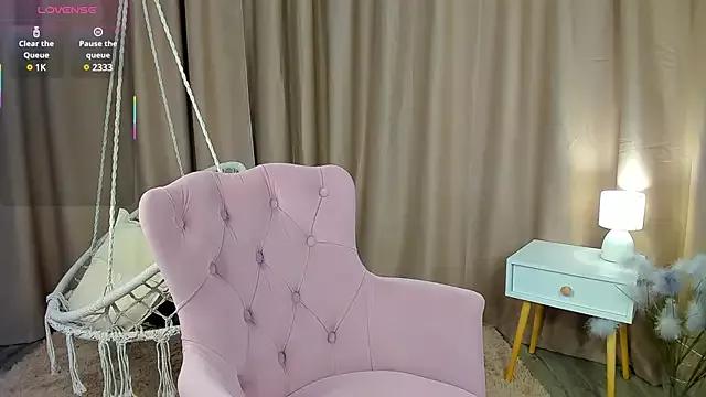 Anna_Mins from StripChat
