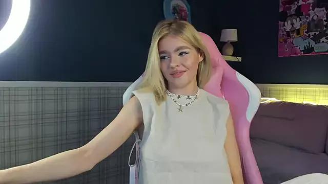 Anna_Robinson from StripChat