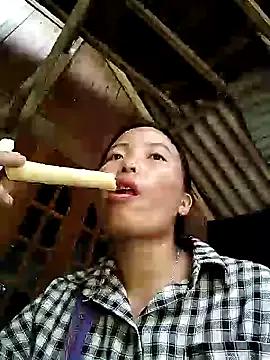 Annaacutee from StripChat