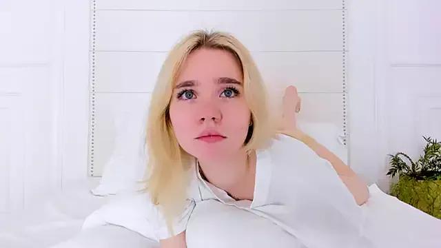 ANNABELLE_LU from StripChat
