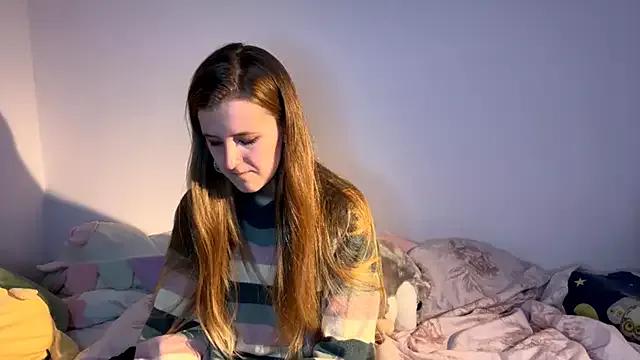 AnnamariaVieu from StripChat is Freechat