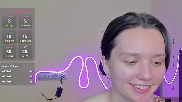 AnnaRebane from StripChat