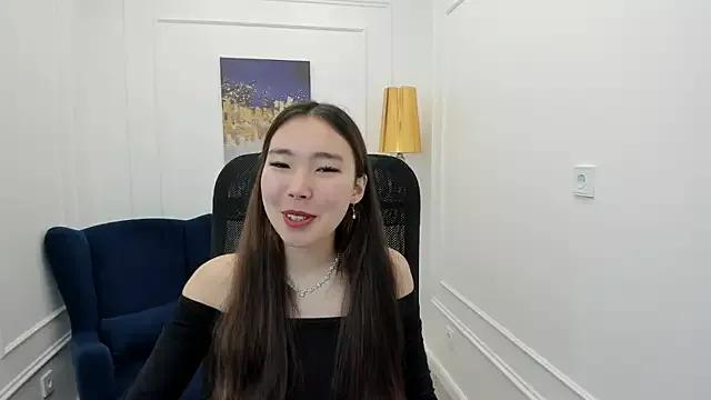 AnnaReyla from StripChat