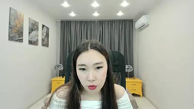 AnnaReyla from StripChat
