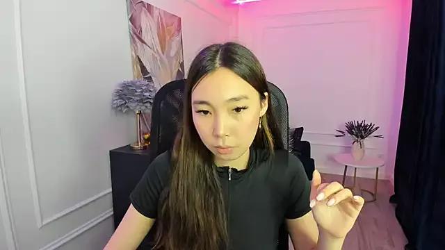 AnnaReyla from StripChat
