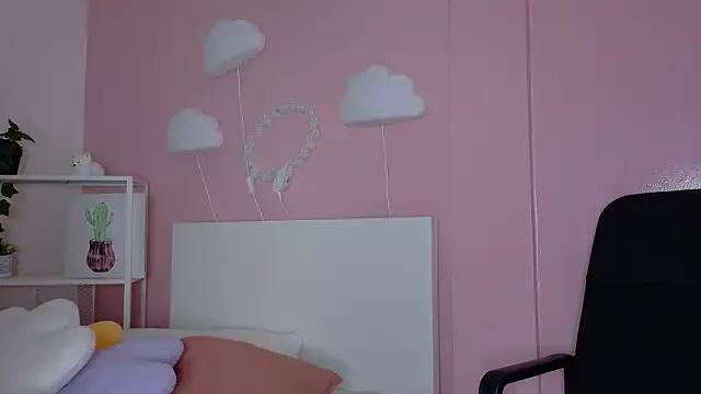 Annavic__ from StripChat