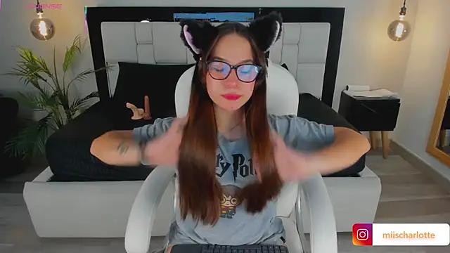 Anne_cox from StripChat