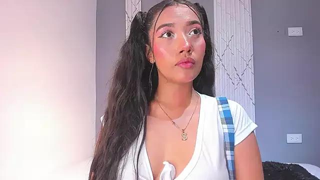 Annelov18 from StripChat