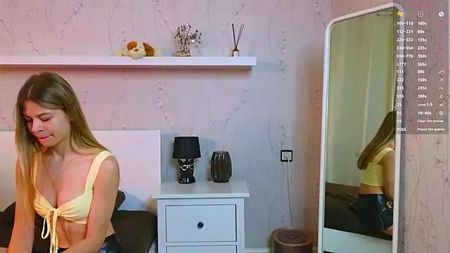 AnneVerity from StripChat