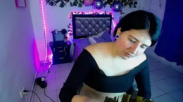 annia_1998 from StripChat