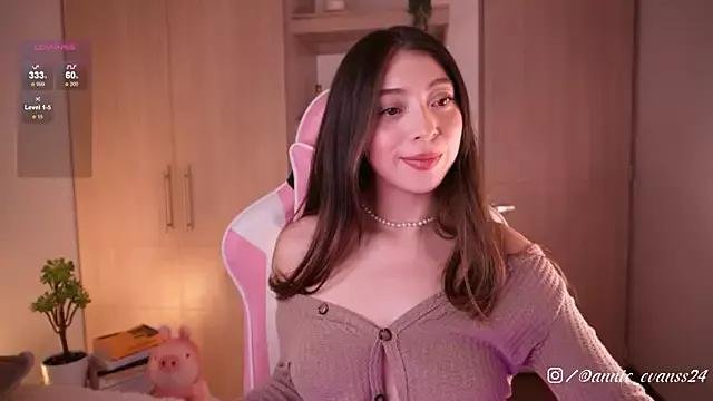 annie24_evans from StripChat