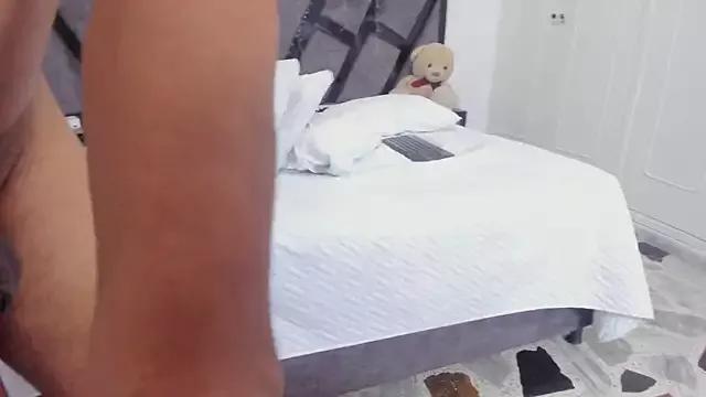AnnieAndStefan from StripChat