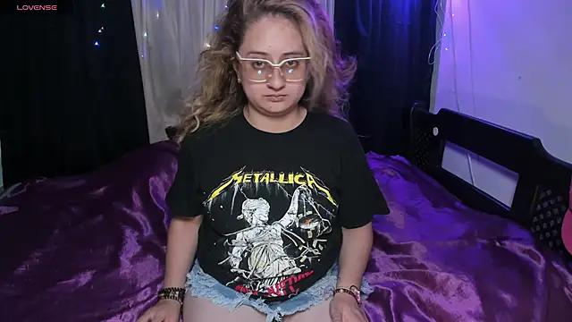 AnnieBigBoobs from StripChat
