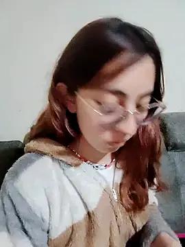 AnnieSparkle from StripChat is Freechat