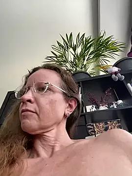 AnnikaRose from StripChat
