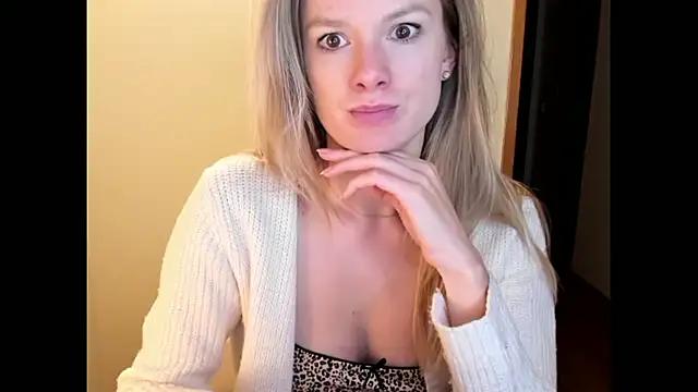 Annloveyou from StripChat