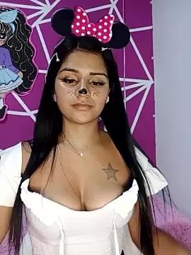 AnnRosse18 from StripChat