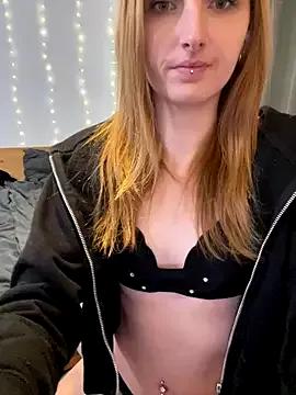 AnnyBelleX from StripChat