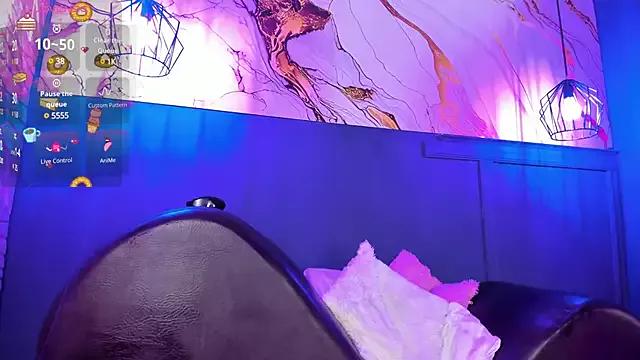 AnnyBorbon from StripChat