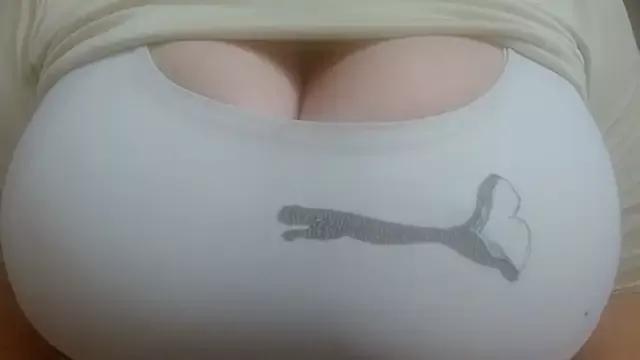 AnnyelinnaLove from StripChat