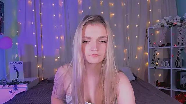 AnnyHandd from StripChat
