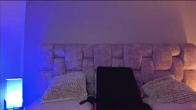 AnnyLopezz_ from StripChat