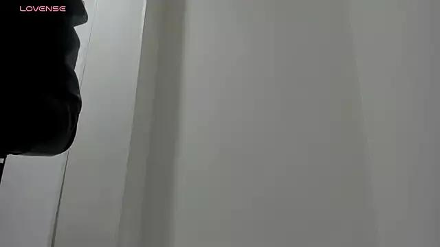 Annyrosee from StripChat