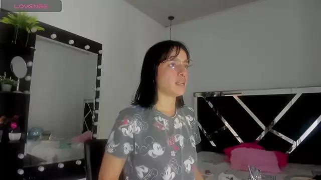 Annyrosee from StripChat