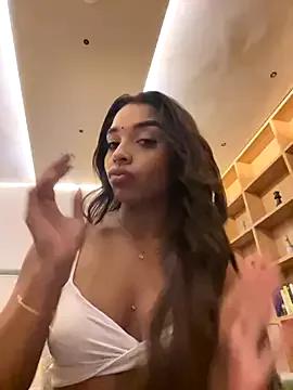 AnnyVega_ from StripChat is Freechat