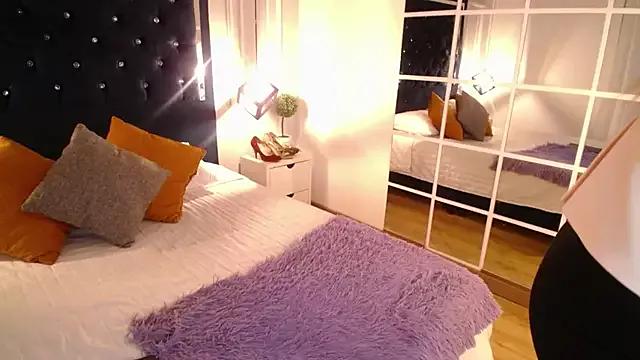 AntonellaRicher from StripChat is Freechat