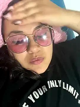 antoniamiller69 from StripChat is Freechat