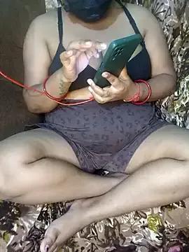 AnuAuntySexyDesi from StripChat