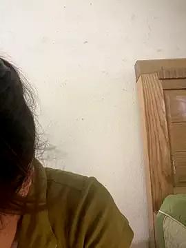 Anya-- from StripChat is Freechat