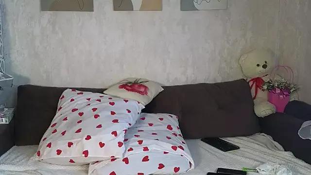 Anya-Daisy from StripChat is Freechat