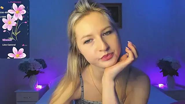 AnyaRusaya from StripChat
