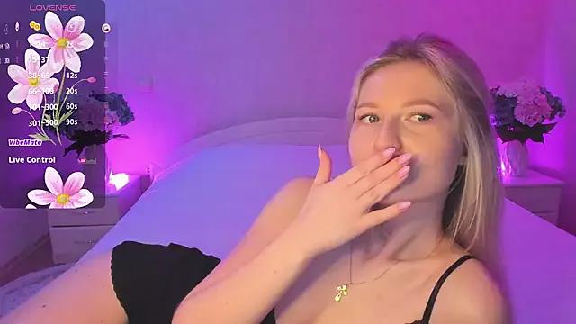AnyaRusaya from StripChat