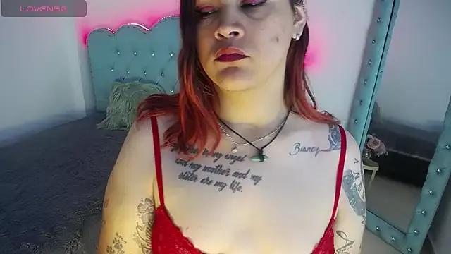 Aphril_evans webcams show profile image 