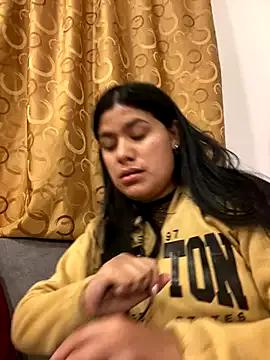 April_Becker from StripChat is Freechat