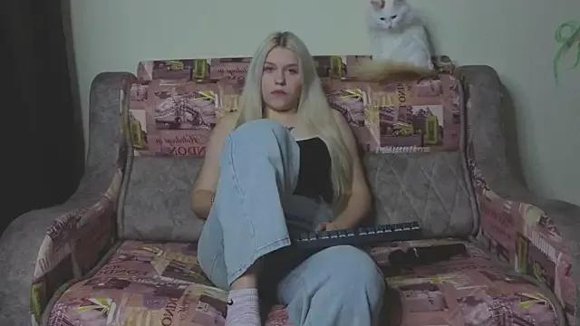 AqAlina from StripChat is Freechat